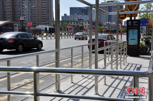 YψDڱֵ؅^(q)εO(sh)վơ<a target='_blank'  _fcksavedurl='http://www.chinanews.com/'></table><p  align=